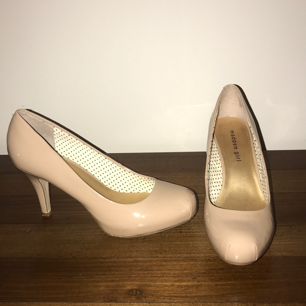 Madden Girl Pumps